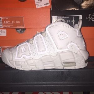 nike uptempo size 5